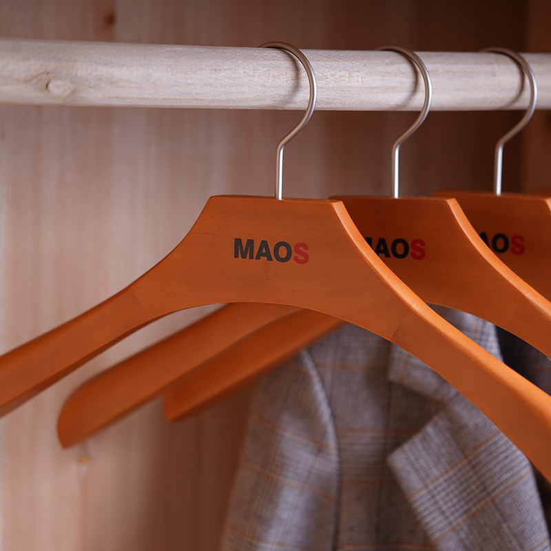 Practical 3-piece Lotus Wood Hanger without