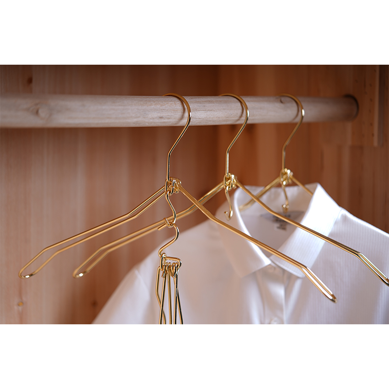 Red Copper Double Wire Foldable Metal Hanger