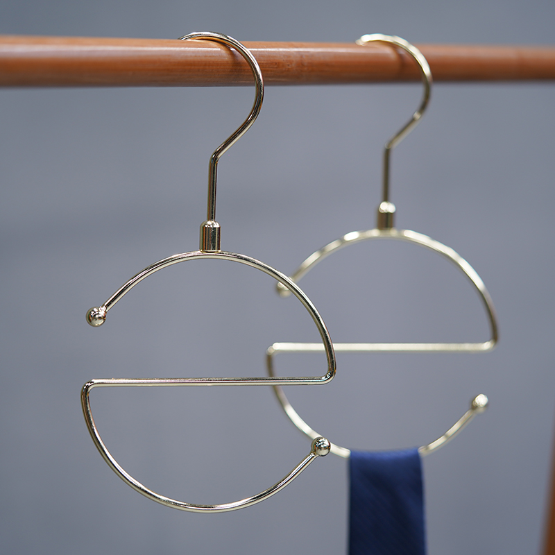 Gold-Plated Rotating Scarf Hanger with Central Crossbar