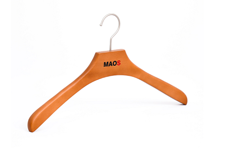 What is the Best Type of Hanger for T-Shirts?